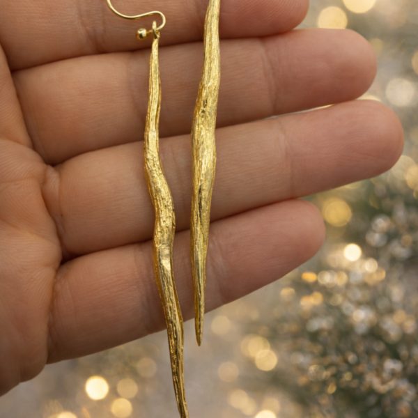 Pendientes largos dorados Sigrid